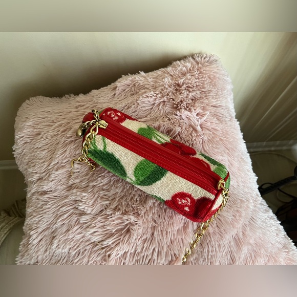 JUICY COUTURE Y2K Vintage Very Rare Cherry Barrel Bag🍒 - Picture 11 of 15